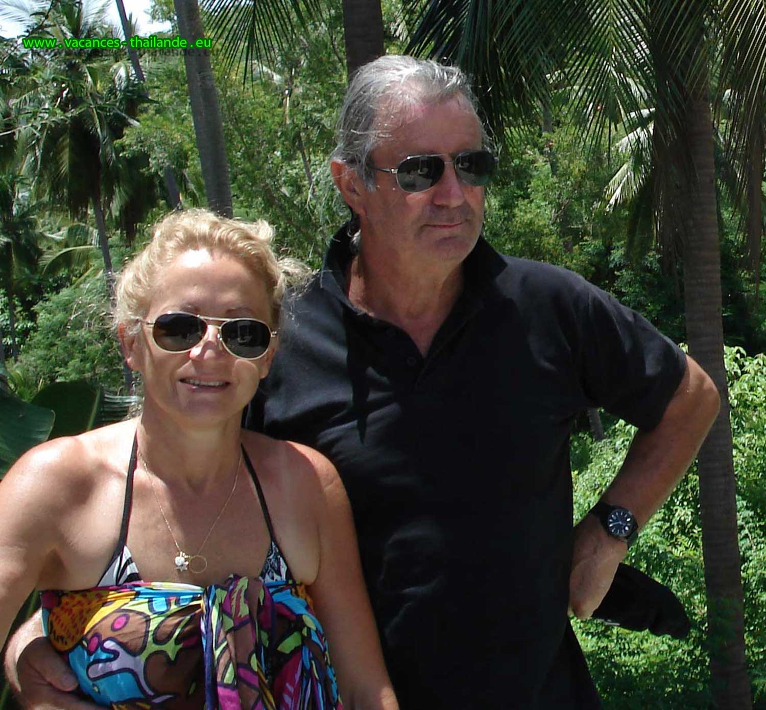 l' équipe, Marie et Patrick vous accueillent sur l'ile de Koh Samui en Thaîlande 